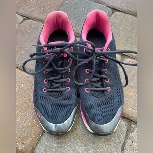 Ryka Black and Pink Athletic Shoes with Breathable Mesh